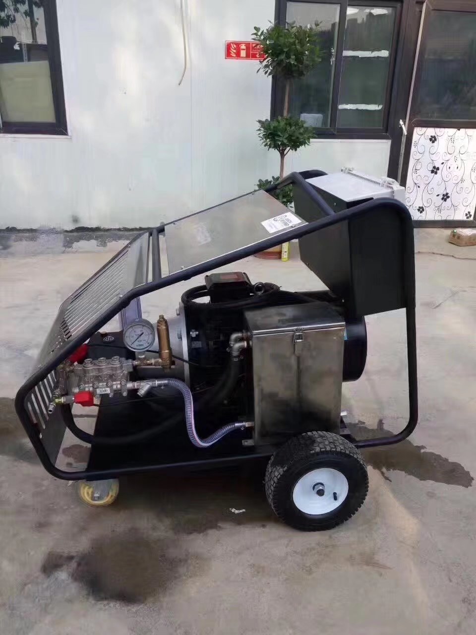 高壓清洗機(jī) 高壓清洗機(jī)